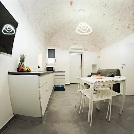 Apartment Elaion *